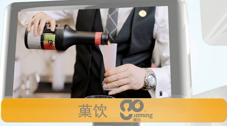 1526027991248656.jpg 美果樹醬心裸蛋糕