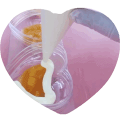 1564196845542476.gif 擠奶油1.gif